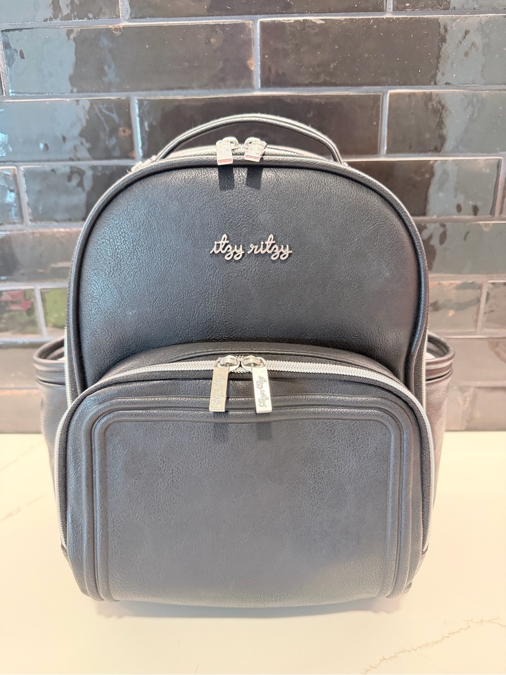 Itzy Ritzy Black Mini Plus